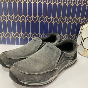Skechers Mens size 14 Relaxed Fit Slip-On Shoes Gray Canvas